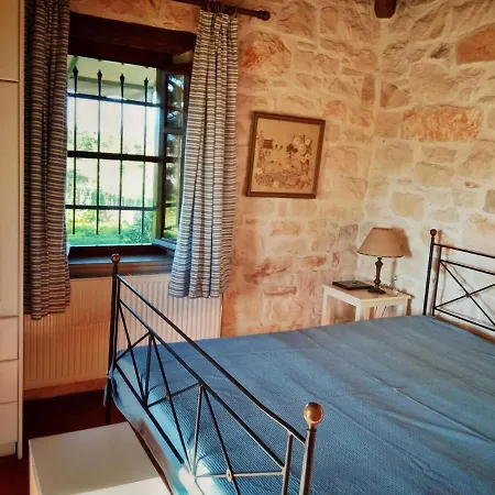 Villa Stone For 5 People In Zakynthos Sarakinádhon
